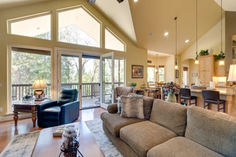 Furnished Decks & Grill: Peaceful Pioneer Home! House in Calaveras County