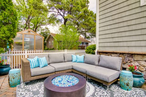 Ocean City Home w/ Fire Pit & Grill: Walk to Beach House in Ocean City