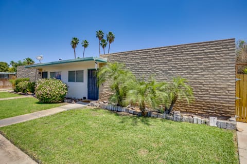 Yuma Vacation Rental w/ Community Pool! Apartment in Yuma