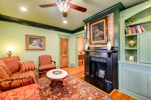 Victorian Vacation Rental Apt in Downtown New Bern Apartment in New Bern