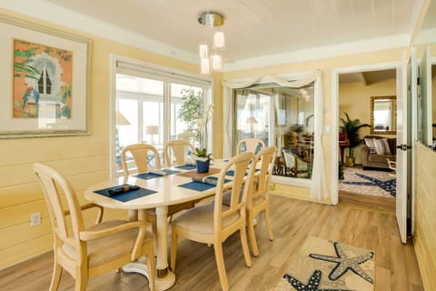 Between the Dunes: Breezy Beachfront Oceano Home! House in Oceano