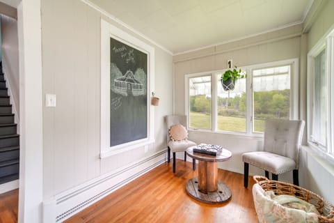 Historical Magnesia Springs Home, Near Kayaking! House in Lake Erie