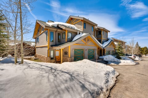 Fraser Vacation Rental: 6 Mi to Ski Resort Apartment in Fraser