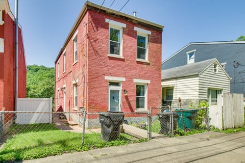 Cincinnati Vacation Rental ~ 4 Mi to Downtown! House in Cincinnati
