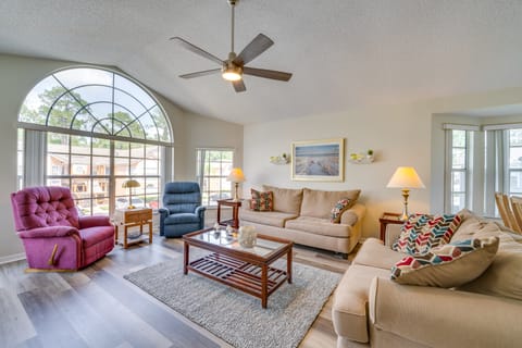 Disney-Themed Kissimmee Condo w/ Pool Access! Apartment in Kissimmee