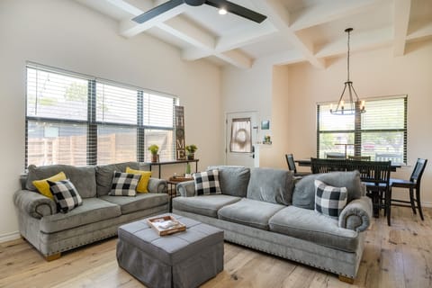 Updated New Braunfels Home w/ Fire Pit! House in New Braunfels