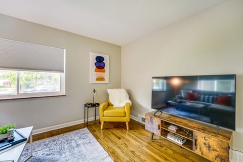 Wyandotte Vacation Rental Apartment Near Hospital! Apartment in Lake Erie