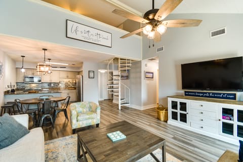 Orange Beach Condo w/ Dock: Boater's Paradise! Apartment in Orange Beach