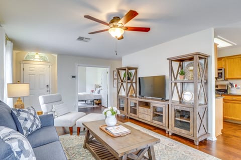 Fenced Yard + Patio: Family Home in Round Rock House in Round Rock