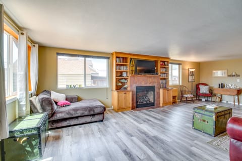 Winchester Bay Vacation Rental Near Dunes & ATV! House in Oregon