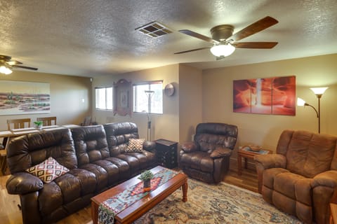 Dog-Friendly Bullhead City Home - Walk to Beach! House in Bullhead City