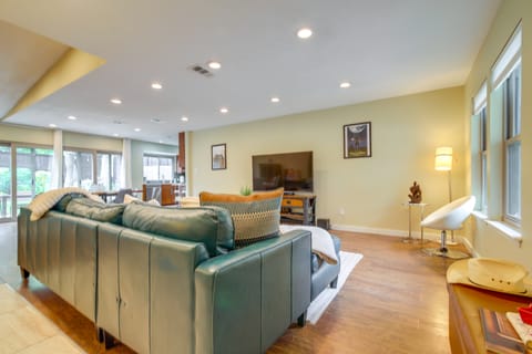 Pet-Friendly Austin Home w/ Private Yard! House in Austin