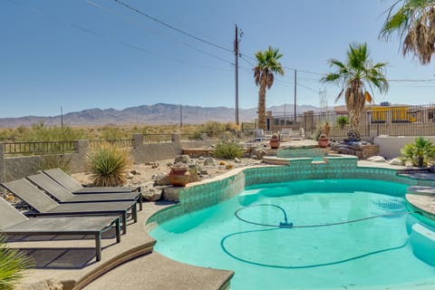 4 Mi to Lake Havasu State Park: Home w/ Mtn Views! House in Lake Havasu City