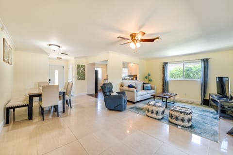 Pet-Friendly Naples Vacation Rental Near Beach! House in Naples Park