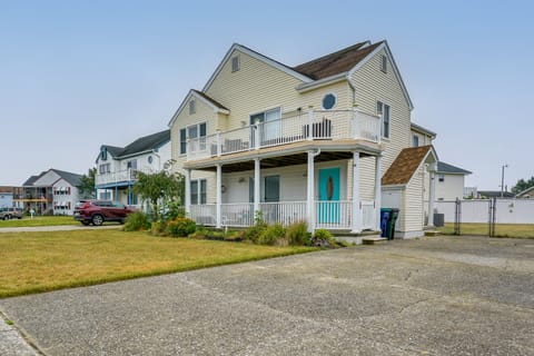 Brigantine Getaway: Walk to the Beach! House in Brigantine