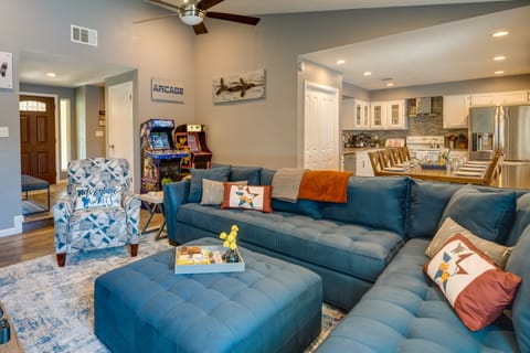 San Antonio Home w/ Private Hot Tub: Pet Friendly! House in San Antonio