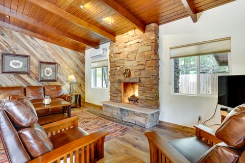 Hot Tub & Red Rock Views: Sedona Escape! House in Sedona