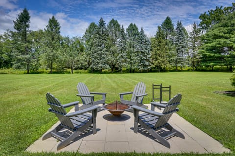 Warwick Vacation Rental w/ Private Yard & Fire Pit House in Vernon Township