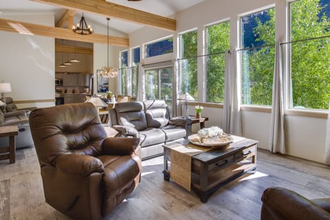 Riverfront Ouray Vacation Home ~ 1 Mi to Downtown! House in Ouray