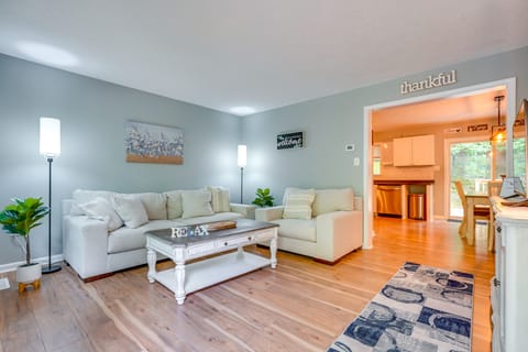 Outdoor Entertainment Areas: Family Ohio Getaway House in Ohio