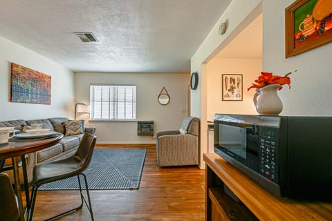 Fishing Pond & Pier: Secluded Broken Bow Cottage! Cottage in Broken Bow