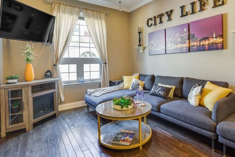 Cozy Philadelphia Rental: Steps to Subway Station! Apartment in Philadelphia