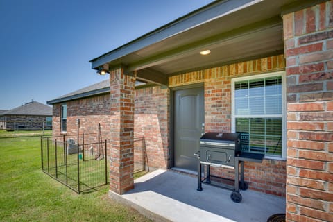 Madill Vacation Rental w/ Grill: Near Lake Texoma! House in Lake Texoma