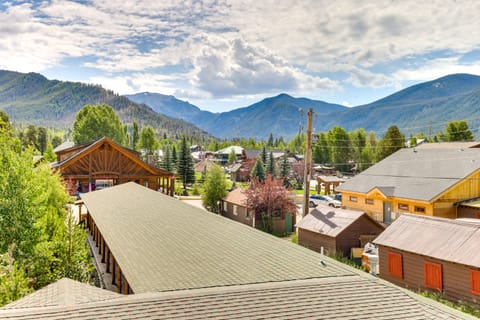 Luxurious Grand Lake Escape w/ Mountain Views! House in Grand Lake