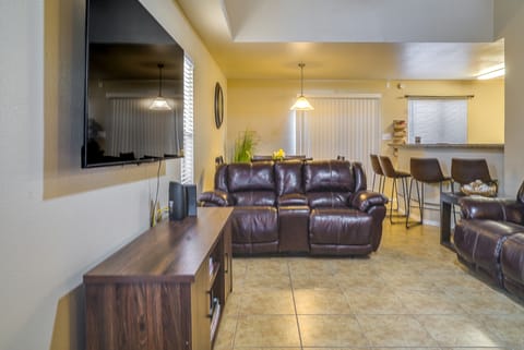 Sunny El Paso Home w/ Private Yard! House in El Paso