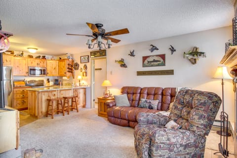 Show Low Condo: 40 Mi to Sunrise Park Resort! Apartment in Show Low