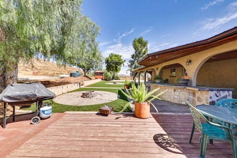 Scenic Perris Rental Home ~ 9 Mi to Lake Elsinore! House in Lake Elsinore