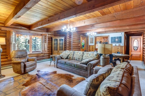 Pet-Friendly Bayfield Cabin w/ Game Room & Hot Tub House in La Plata County