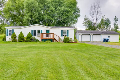 Charming Watkins Glen Home w/ Deck & Yard! House in Seneca Lake