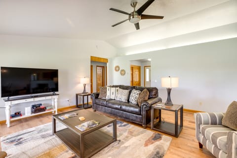 Montrose Retreat w/ Stunning Mountain Views! House in Colorado