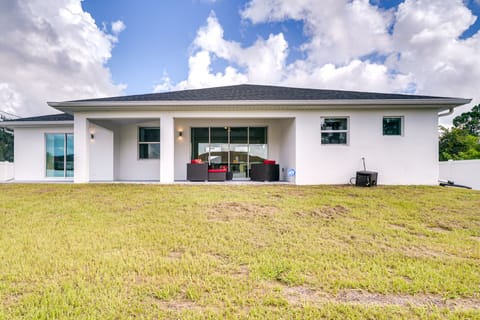 Comfy Lehigh Acres Getaway w/ Yard & Fireplace House in Lehigh Acres