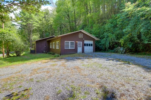 Charming Gatlinburg Home: Pets & Families Welcome! House in Gatlinburg