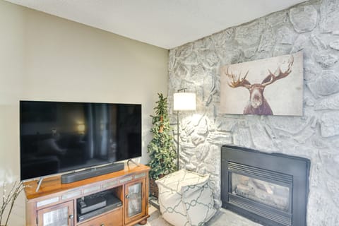 Elevated Fraser Condo w/ Mountain View & Amenities Apartment in Fraser