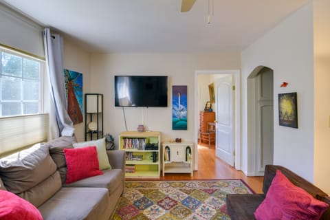 Fenced Yard & Grill: Orville Cottage Near Trails! Cottage in Oroville