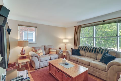 Royal Oak Home: 13 Mi to Downtown Detroit House in Royal Oak