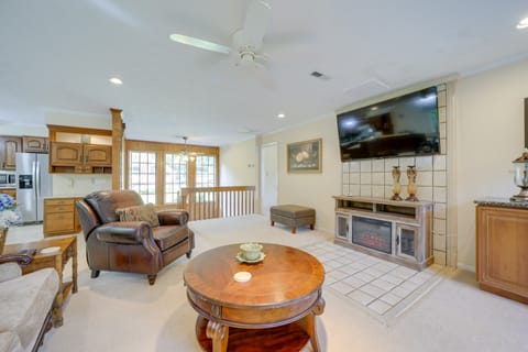 Spacious North Carolina Retreat - Patio & Fire Pit House in Maggie Valley