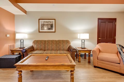 Wisconsin Dells Resort Condo w/ 2 Fireplaces Apartment in Wisconsin Dells