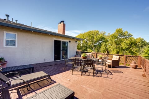 Vallejo Vacation Rental Close to Wine & Outdoors House in Vallejo