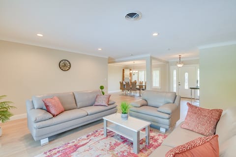 Canal-Front Fort Lauderdale Oasis w/ Boat Dock! House in Oakland Park