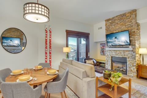 Steamboat Springs Top Condo: Gondola to Ski Resort Apartment in Steamboat Springs