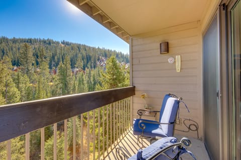 Cozy Condo w/ Balcony - Near Big Sky Resort! Apartment in Big Sky
