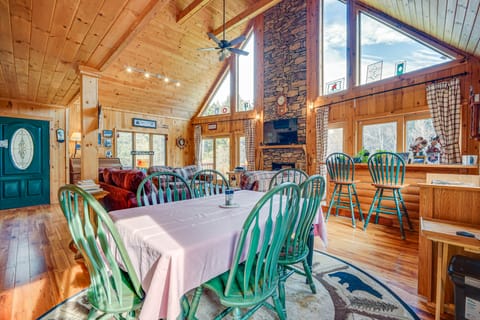 Secluded Wilmington Retreat ~ 4 Mi to Mount Snow House in Wilmington