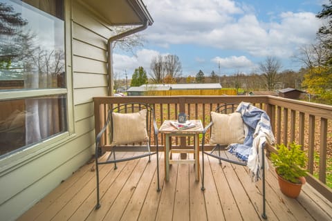 Mayville Vacation Rental - Walk to Chautauqua Lake House in Mayville