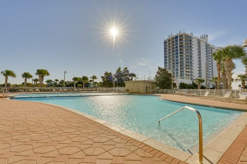 Miramar Beach  Getaway w/ Balcony + Ocean View! Apartment in Miramar Beach