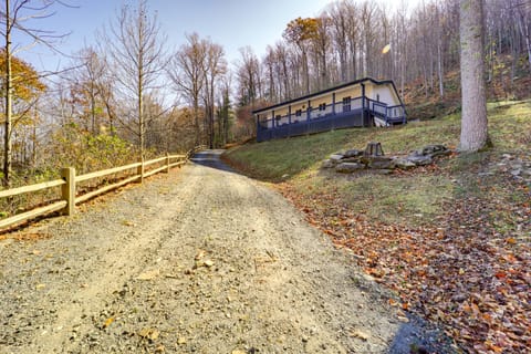 Pet-Friendly Spruce Pine Cabin w/ Private Fire Pit House in Mitchell County