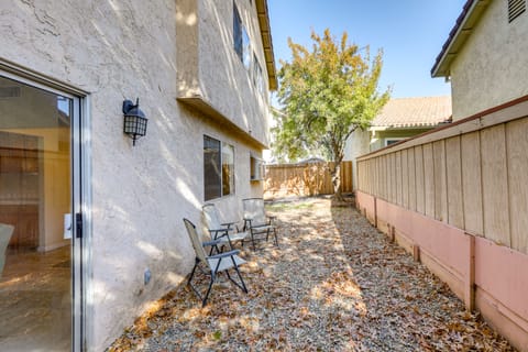 Pet-Friendly Citrus Heights Home: Fenced Backyard! House in Citrus Heights